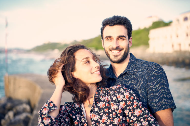 couple-shooting-sunset
