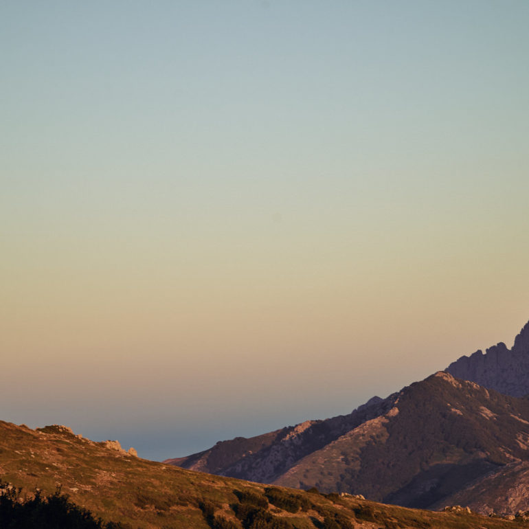 golden-hour-montagne